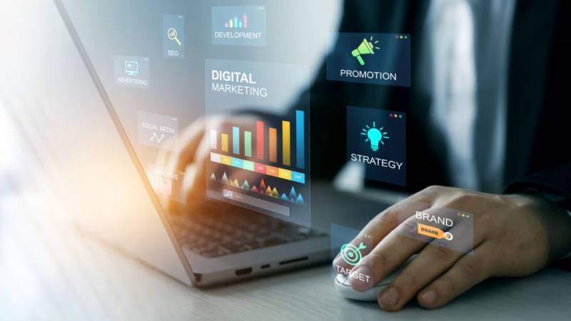 福州小程序开发：Hotwire和Stimulus如何通过最少的自定义 JavaScript 提供互动性？